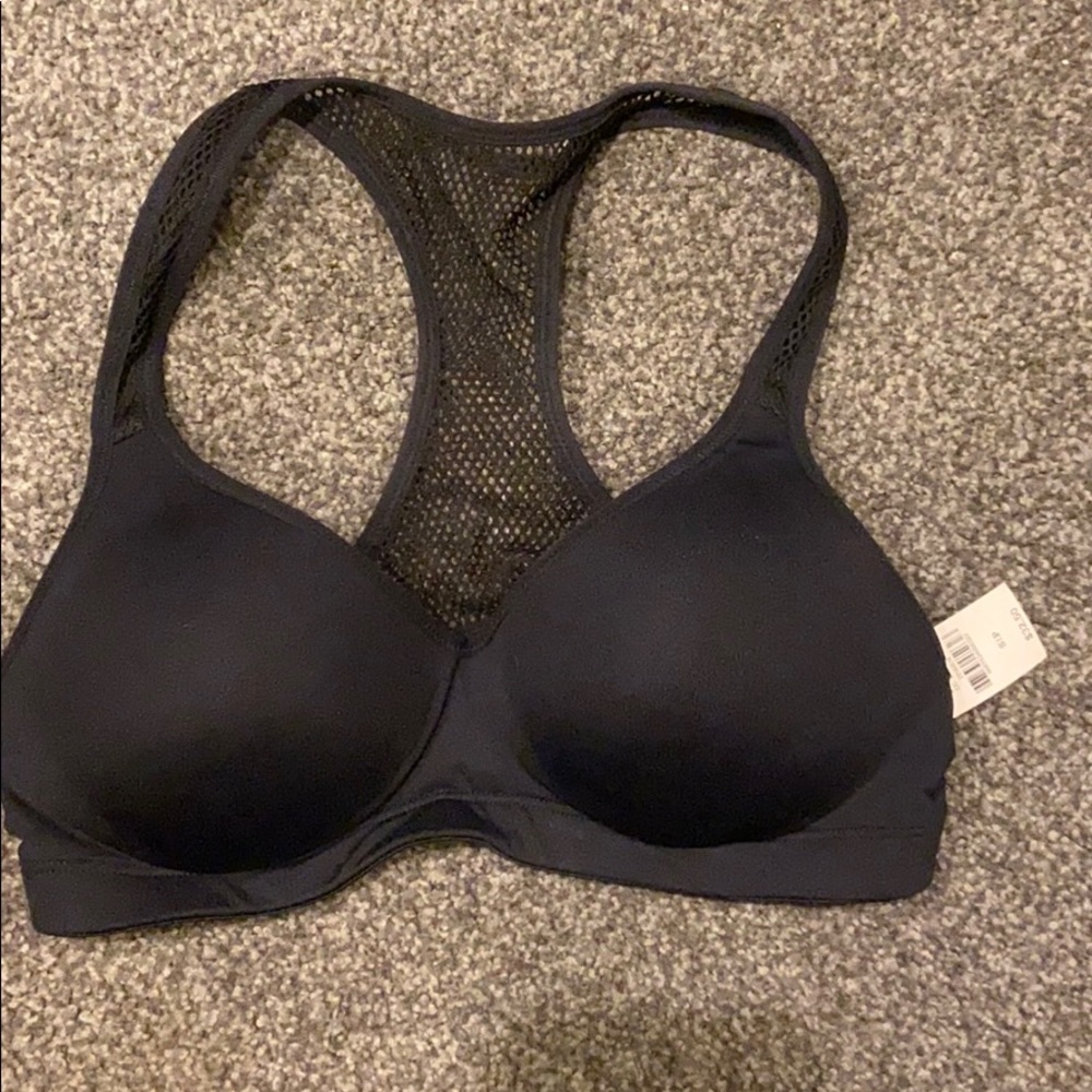 Victoria Secret Work-our Bra NEW with tags